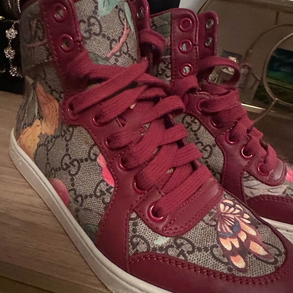 Gucci Women's Floral Red High-Top Sneakers
